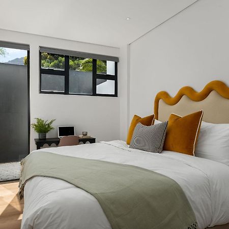Neighbourgood 1St Crescent Camps Bay Hotel Kapstaden Eksteriør billede