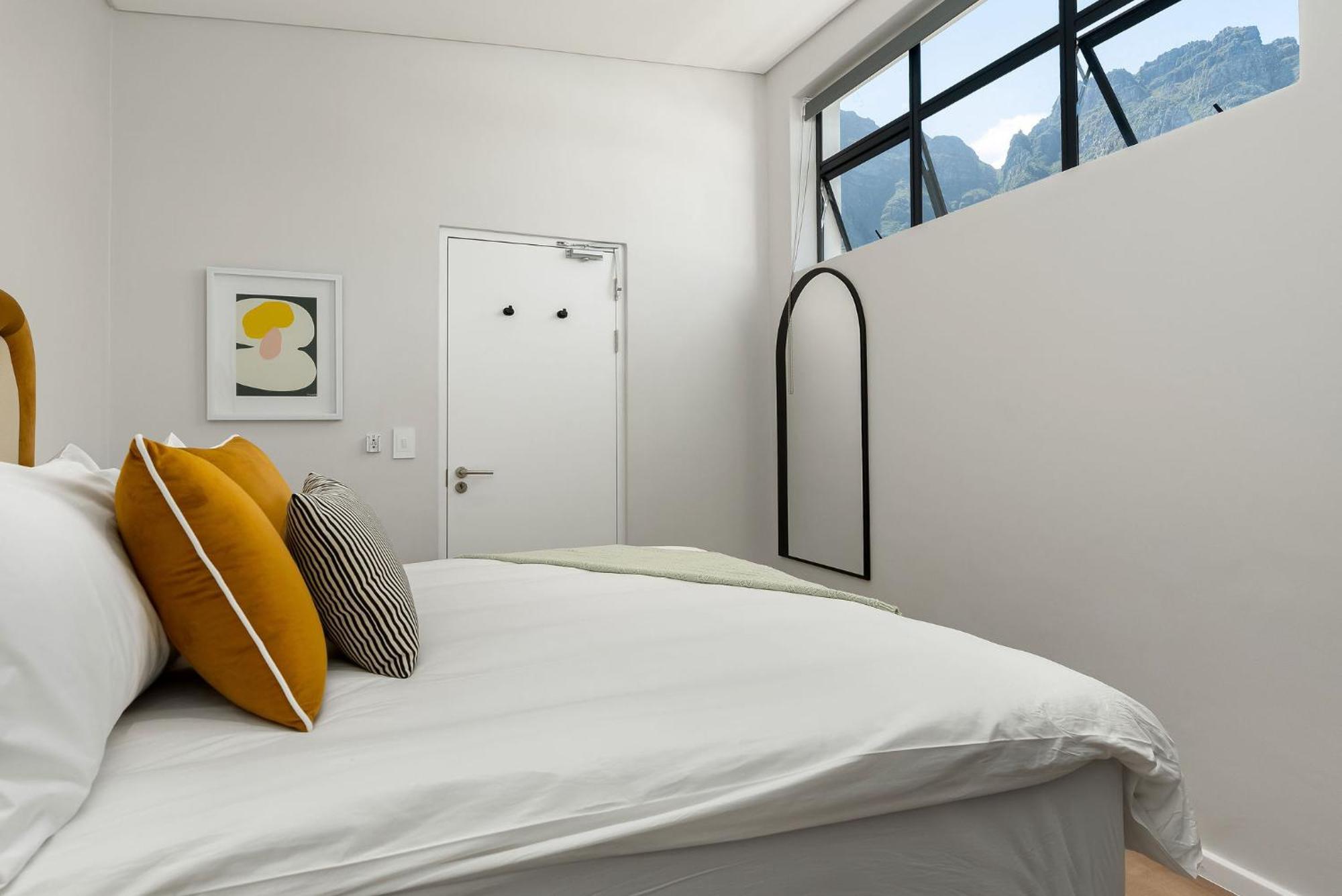 Neighbourgood 1St Crescent Camps Bay Hotel Kapstaden Værelse billede